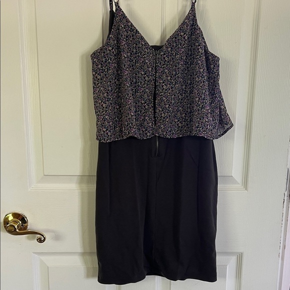 American Eagle Floral Gray Dress - Picture 4 of 5
